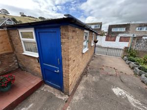 Photo 16- click for photo gallery